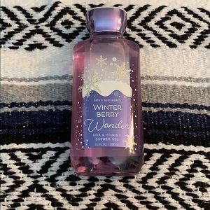 Brand New Winter Berry Wonder Shower Gel
